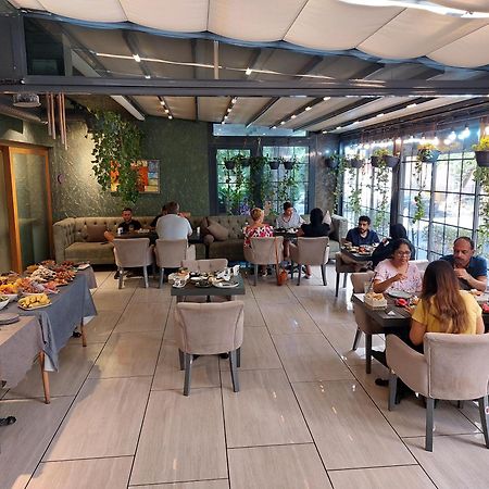 Home Boutique Hostel Baku Bagian luar foto