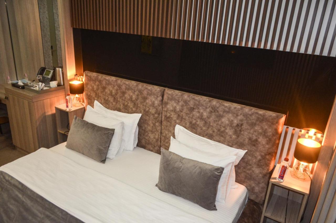 Home Boutique Hostel Baku Bagian luar foto