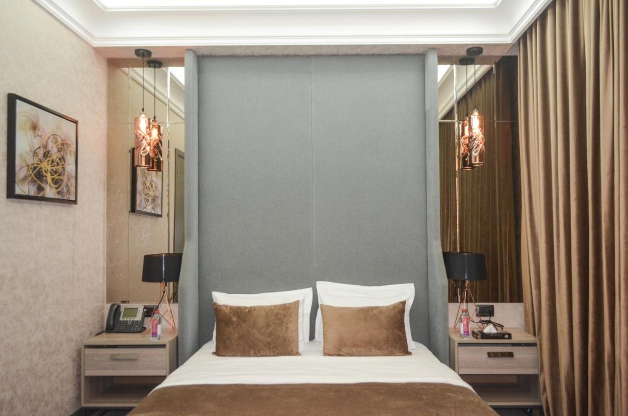 Home Boutique Hostel Baku Bagian luar foto