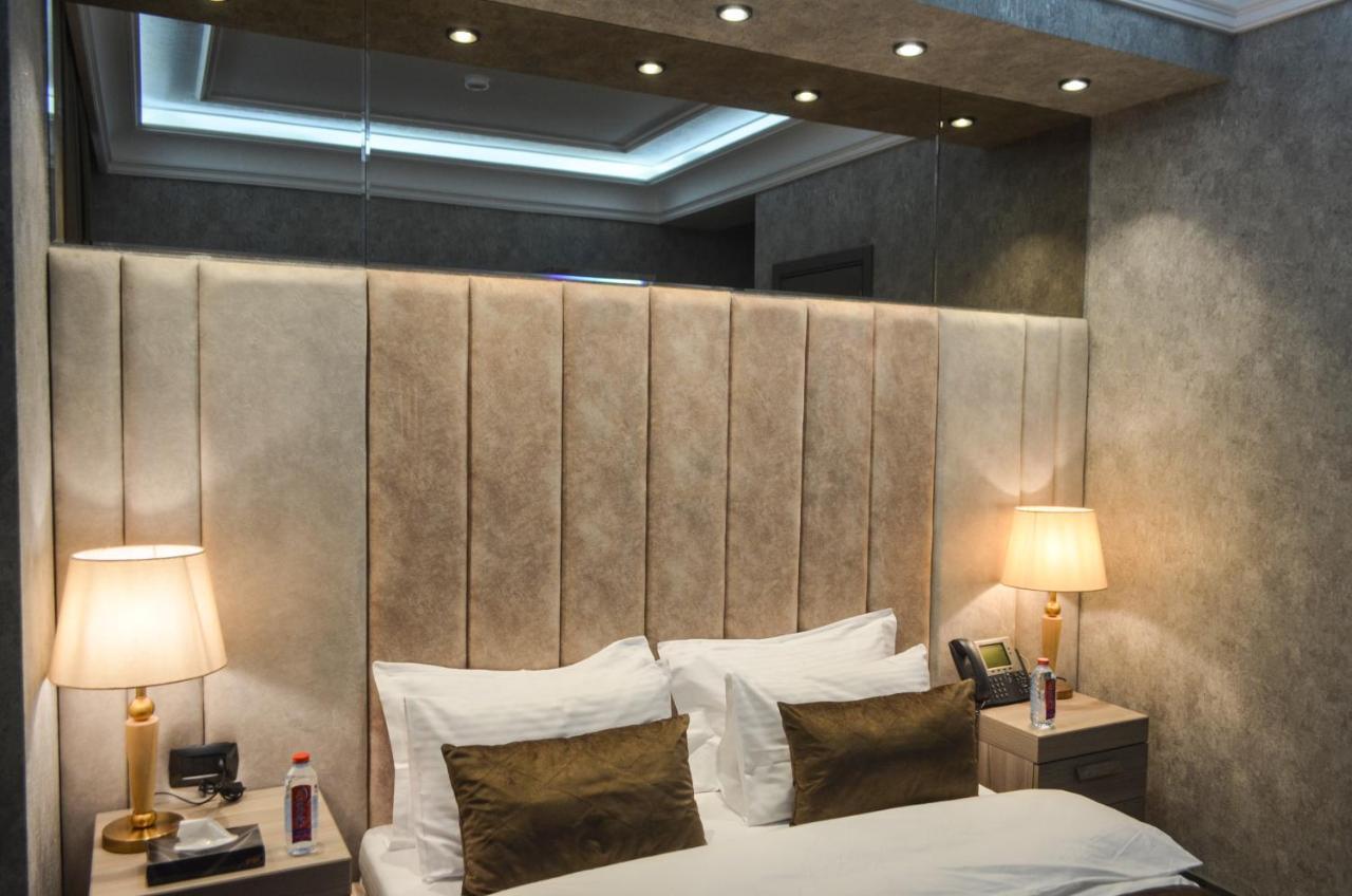 Home Boutique Hostel Baku Bagian luar foto