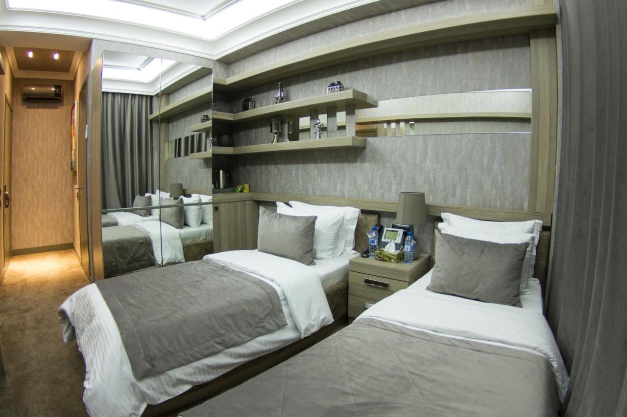 Home Boutique Hostel Baku Bagian luar foto