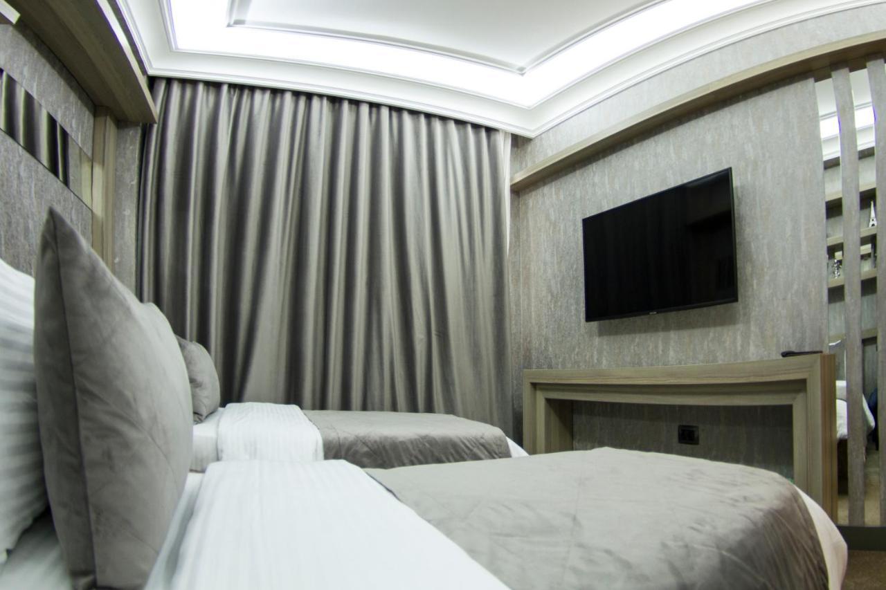 Home Boutique Hostel Baku Bagian luar foto