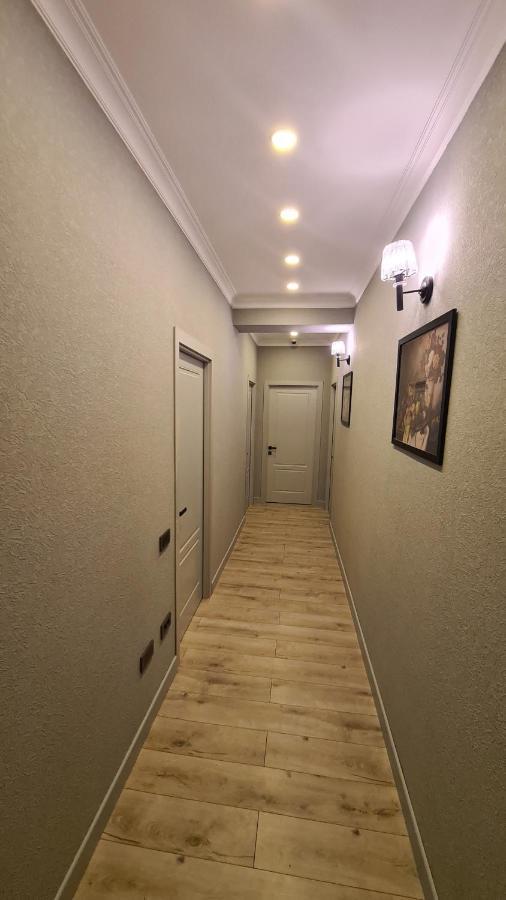 Home Boutique Hostel Baku Bagian luar foto