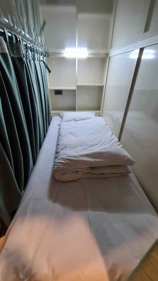 Home Boutique Hostel Baku Bagian luar foto