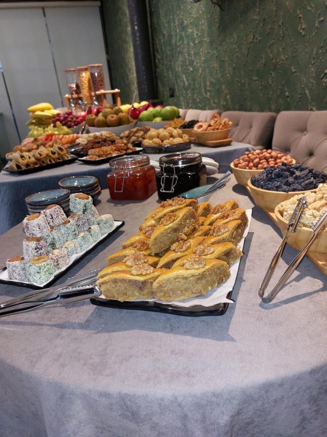 Home Boutique Hostel Baku Bagian luar foto